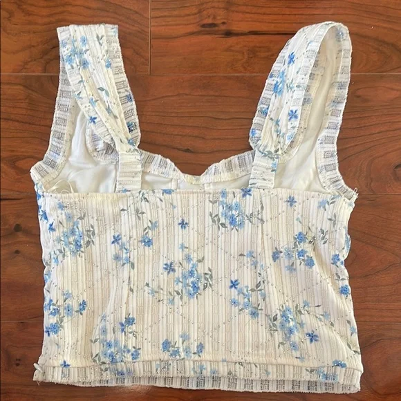 NWOT Floral Blue and Cream Rhinestone Corset Shirt Cropped Top Shirt - Picture 5 of 6